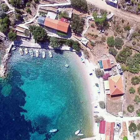 Seaside Secluded Apartments Cove Torac, Hvar - 589 * Gdinj