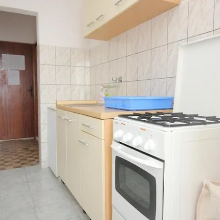 Apartment Seaside Secluded Apartments Cove Torac, Hvar - 589 Gdinj