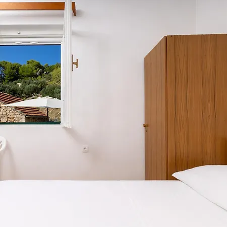 Seaside Secluded Cove Torac, Hvar - 589 Apartamento Gdinj