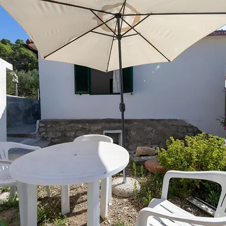 Apartamento Seaside Secluded Cove Torac, Hvar - 589 Gdinj