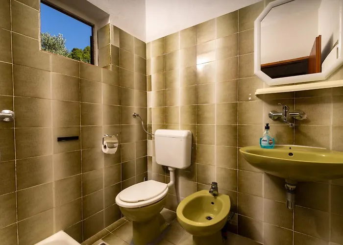 Seaside Secluded Cove Torac, Hvar - 589 Apartamento